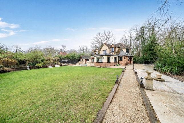 Routh, Charlwood Road, Hookwood photo 4