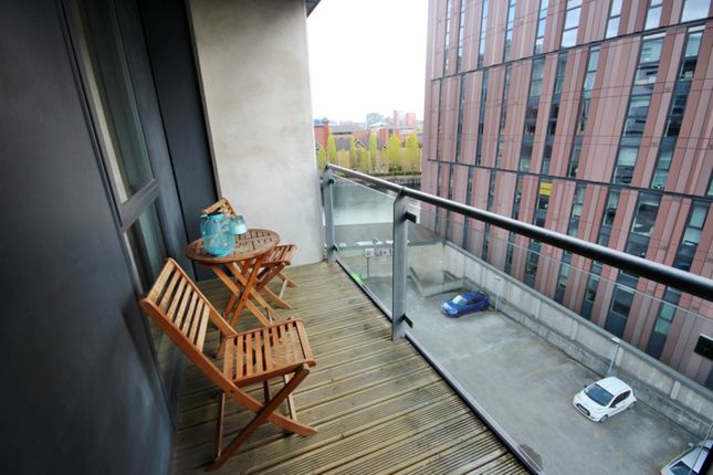 Thumbnail Flat to rent in Millennium Tower, Salford Quays