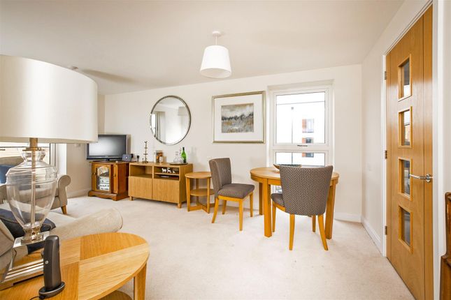Flat for sale in Williams Place, 170 Greenwood Way, Didcot