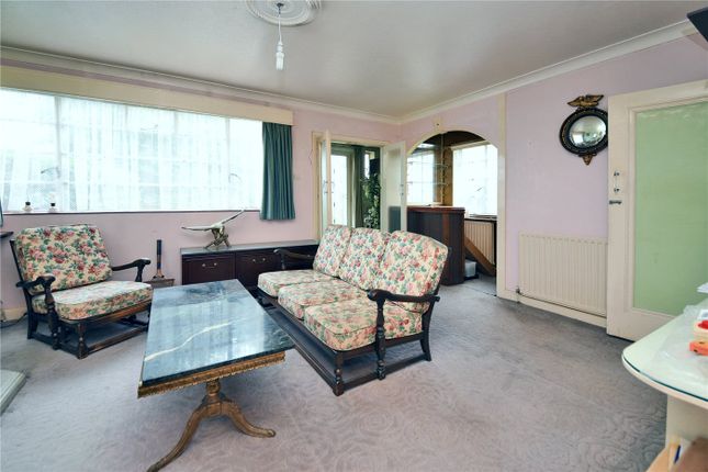 52, Duncan Road, Tadworth photo 3