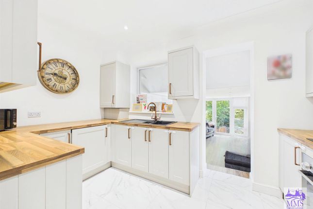204, Hawthorn Road, Strood photo 2
