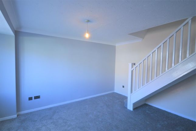 Town house to rent in Summerhill Drive, Newcastle-Under-Lyme