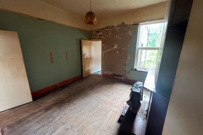 213, Newcombe Road, Birmingham photo 4