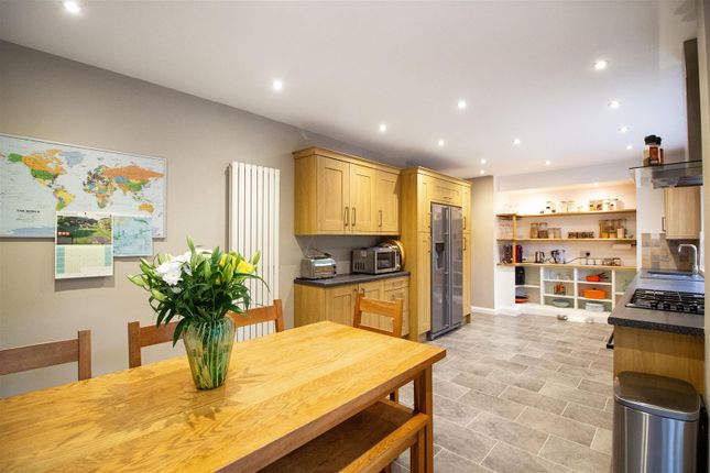 26, Lucastes Lane, Haywards Heath photo 2