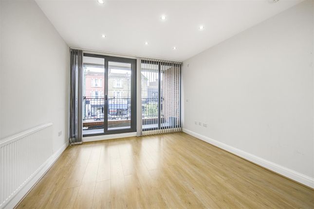 Thumbnail Flat for sale in High Road, Leytonstone, London