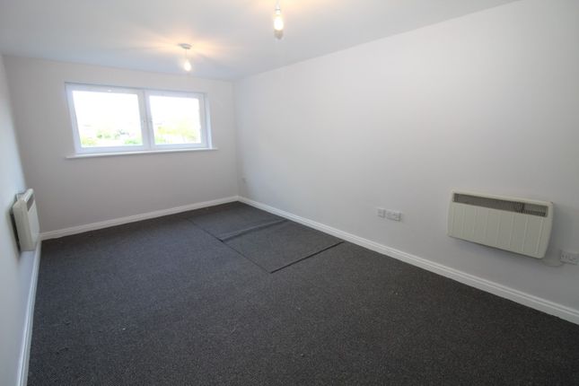 86, Lowbridge Court, Liverpool photo 2