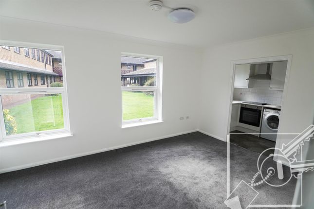 57 St James Oaks, Trafalgar Road, Gravesend photo 2
