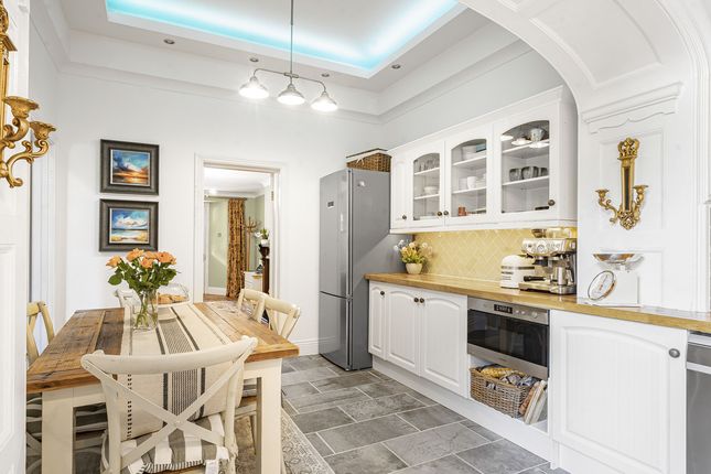 6, Stokelake, Newton Abbot photo 4