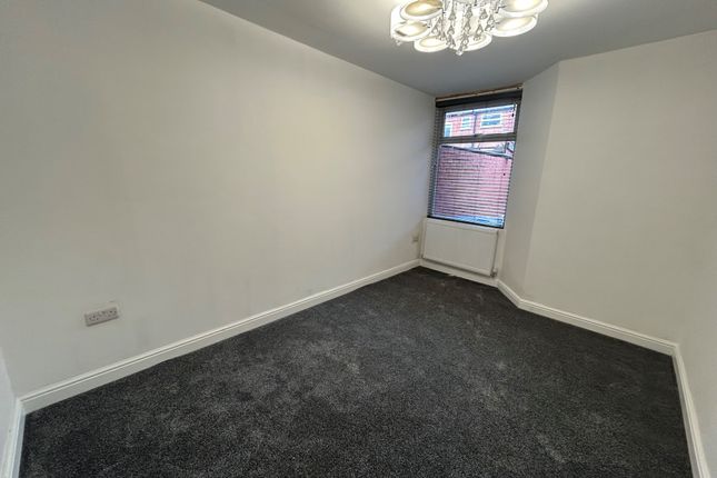 Flat 1, Salford photo 5