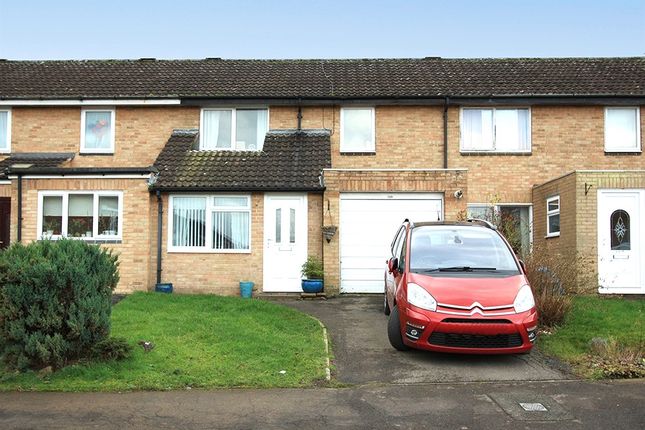 Thumbnail Terraced house for sale in Knowlands, Highworth