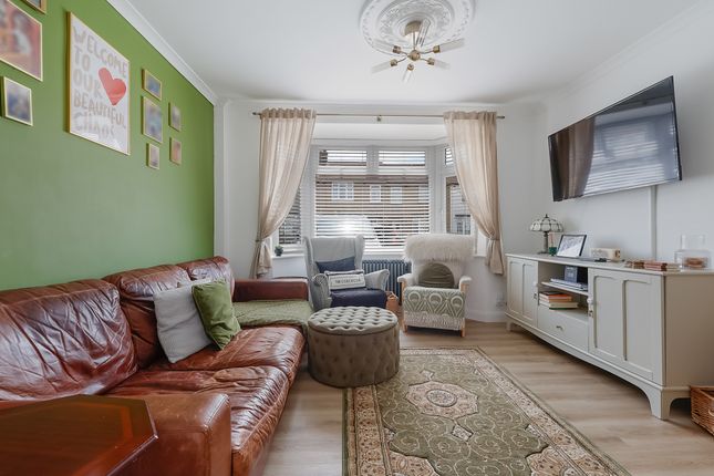 39, Prince Albert Square, Surrey photo 4