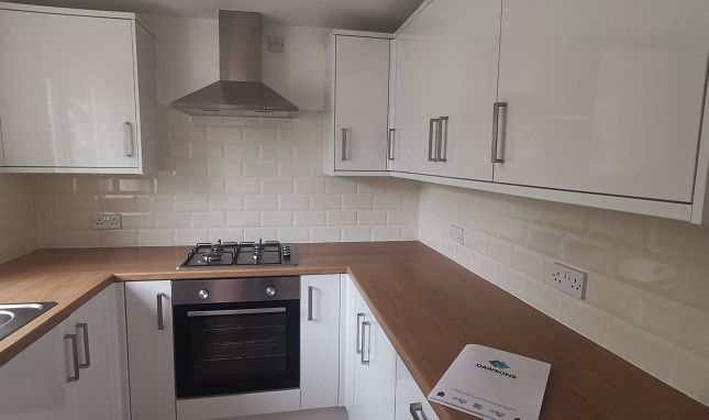 25 Cowper Close, Killay photo 2