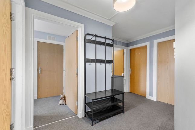 19 Newlands Court, Bathgate photo 3