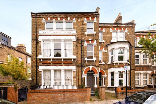 Thumbnail Flat for sale in Saratoga Road, London
