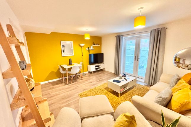 109, Heol Pentre Bach, Swansea photo 2