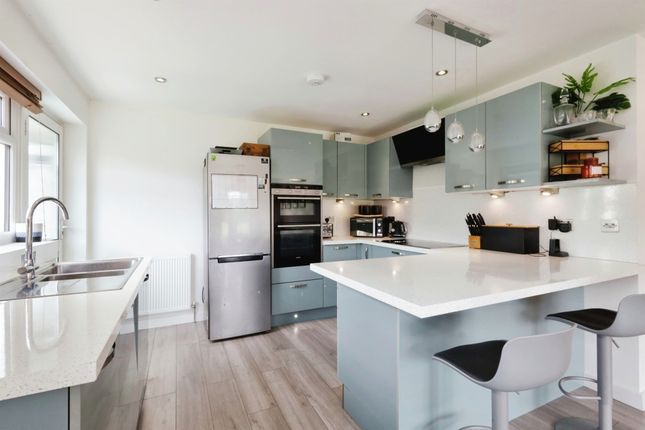 3-bed other on 2, Blossom Walk, Hailsham, £325,000