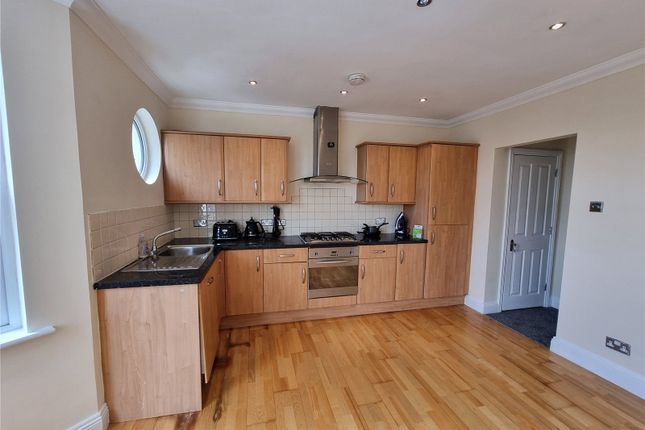 144c, Brambletye Park Road, Surrey photo 2