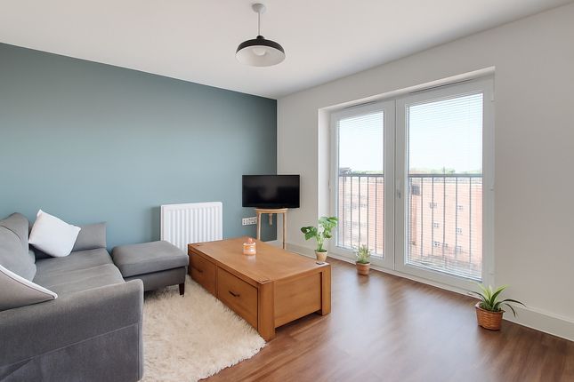 Flat Flat 9, 19, Marquess Drive, Bletchley photo 3