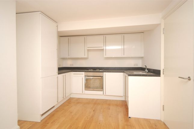 Flat to rent in St Martins Lane, Covent Garden