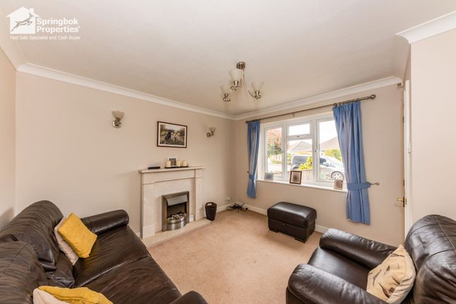 56, Highfield Road,, North Thoresby photo 2