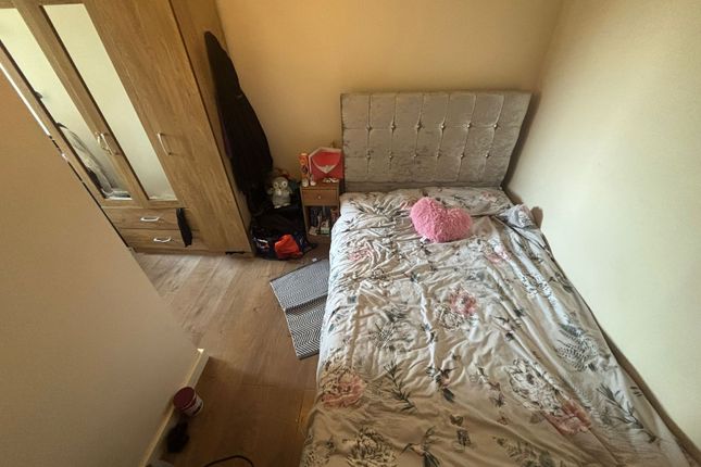 Dunton road, Dunton road, London photo 4