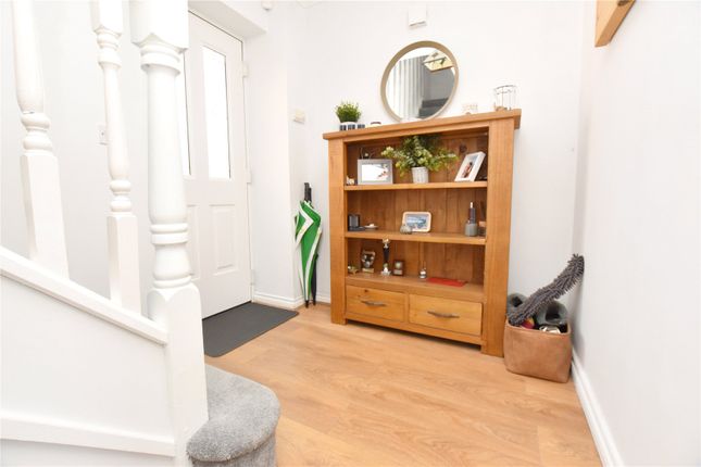 10, Heron View, Derbyshire photo 4