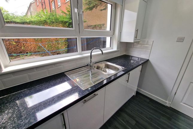 End terrace house to rent in Cuillins Road, Cathkin, Glasgow