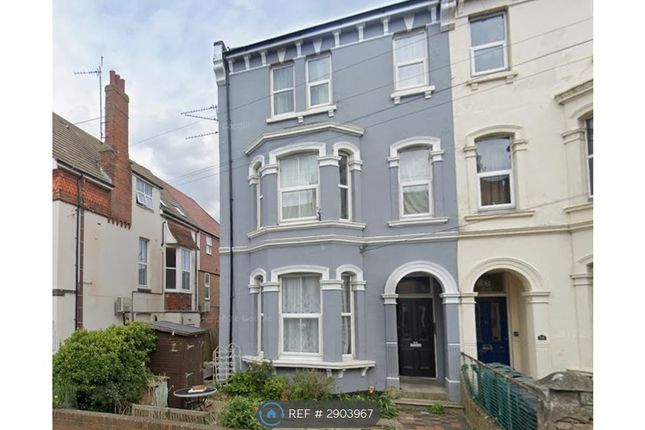 Flat, London Road, Bexhill-On-Sea photo 2