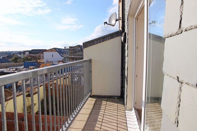 Terraced house to rent in Barrowfield View, Narrowcliff, Newquay