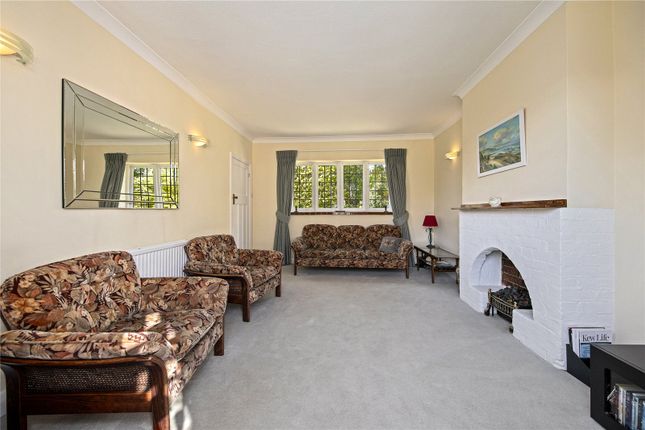 87a,, North Road, Surrey photo 4