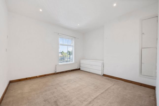 32 Orville Street, St. Helens photo 4