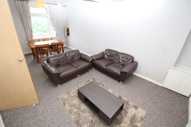Terraced house to rent in Cliff Terrace, Treforest, Pontypridd