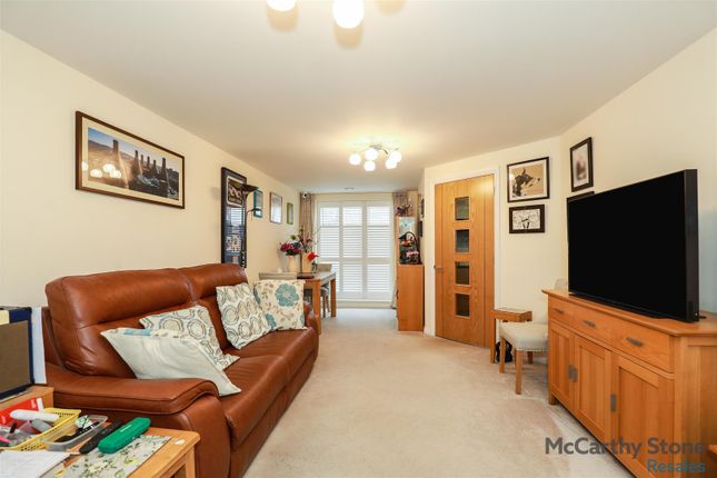 25 Portland Grange, Portland Street, Leek photo 4