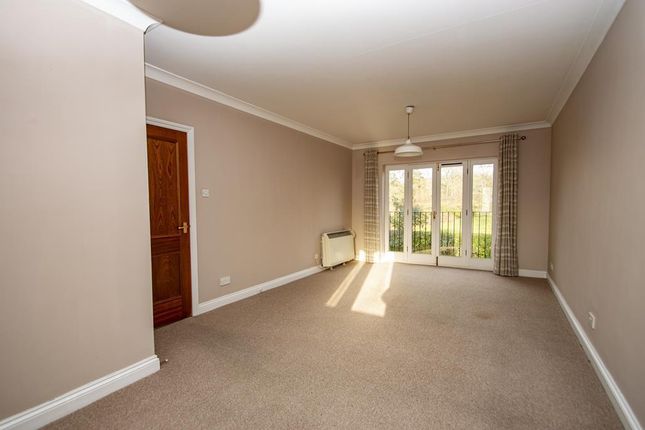 15, Queens Court, Reading photo 4