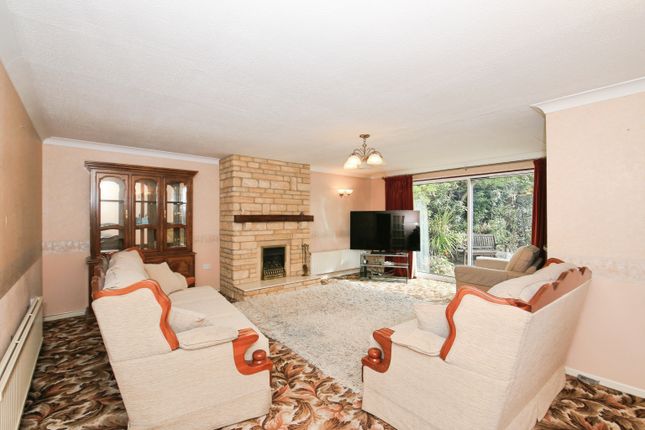 69, Cleatham, Peterborough photo 4
