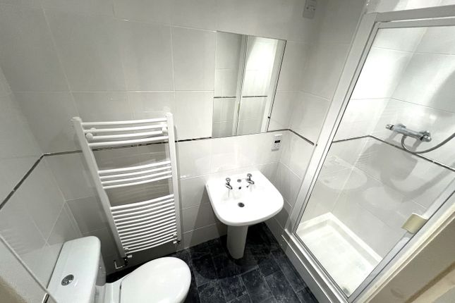 7 Elmfield house, South Street, Cottingham photo 4