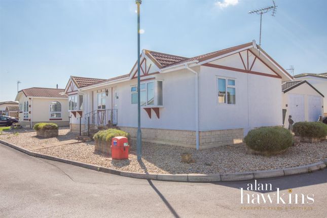 2-bed caravan on 110, Lillybrook Estate, Lyneham, £160,000