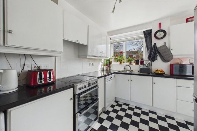 16, Hawkridge Road, Devon photo 3