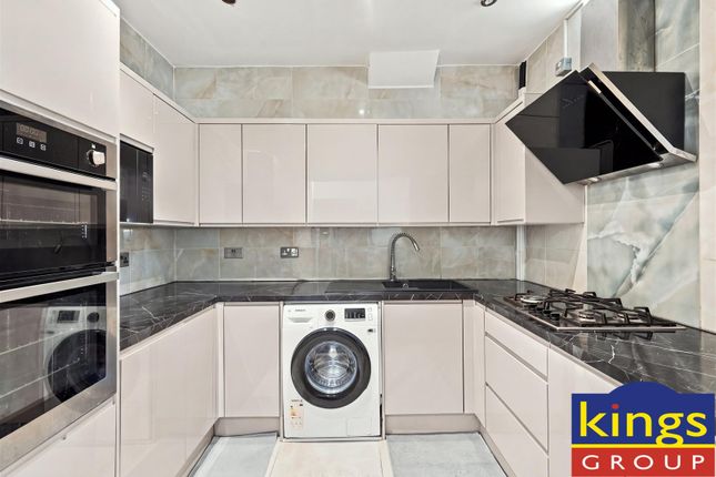 83, Raynham Avenue, London photo 3