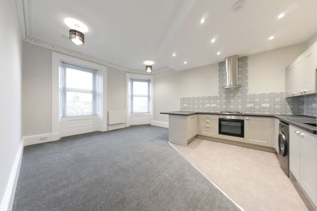 Thumbnail Flat to rent in Gray Street, Broughty Ferry, Dundee