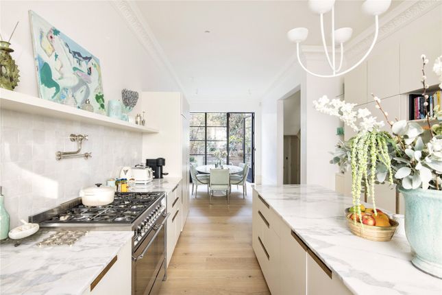 Thumbnail Terraced house for sale in Ladbroke Crescent, Notting Hill
