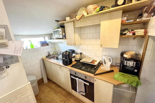 57, Dale Street, Redcar photo 3