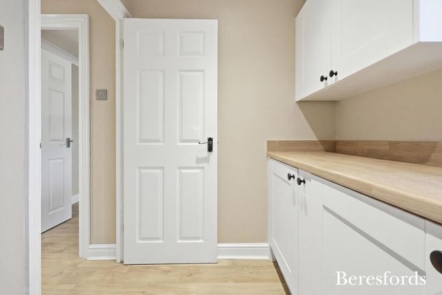 5, Melba Court, Chelmsford photo 3