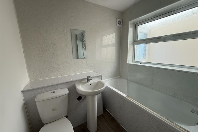 112, Belvoir Road, Leicester photo 4