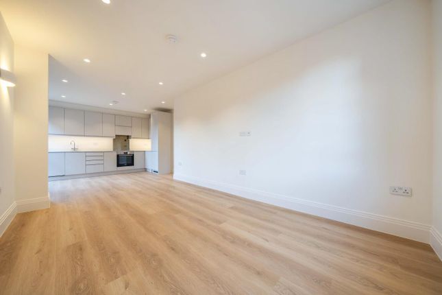 Flat 4, Talent Factory Apartments, 8-12 Barmeston Road, London photo 3