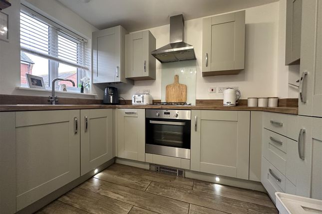 41, Battlestead Road, Burton-On-Trent photo 3
