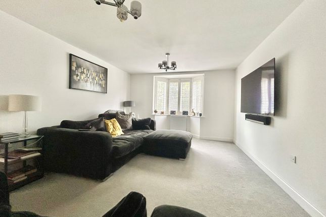13, Stowe Drive, Bexhill on Sea photo 3