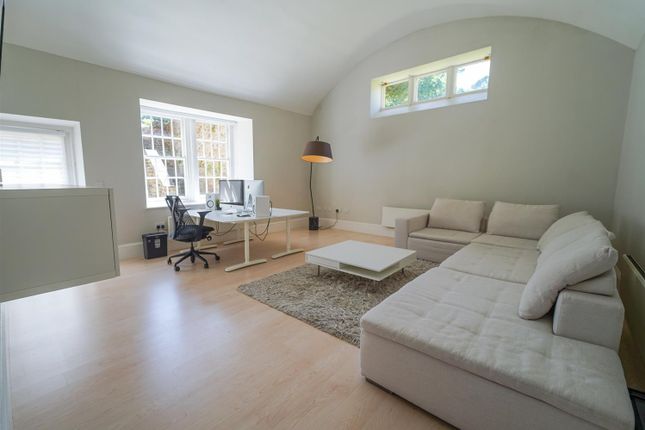 Apartment 6, Clyne Castle, Mill Lane, Swansea photo 4