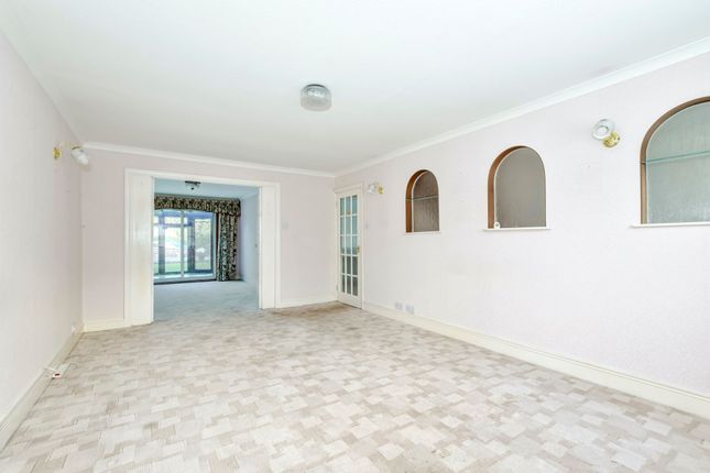 11 Kings Meadow, Kings Langley photo 4