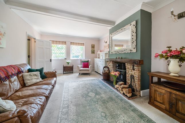 6 Cranbourne Cottages, Hatchet Lane, Windsor photo 4
